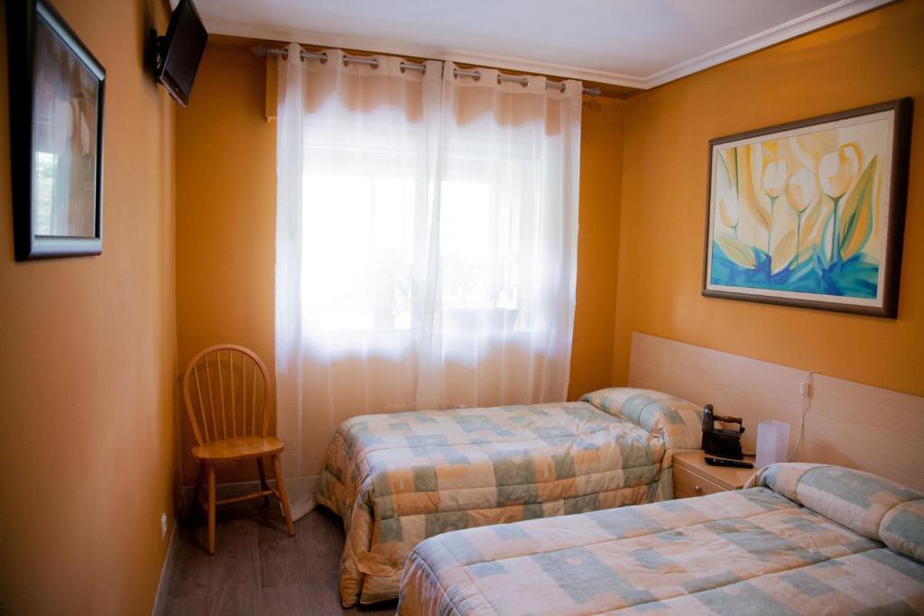 Pension Parque Del Ebro (Adults Only) Logroño Kamer foto