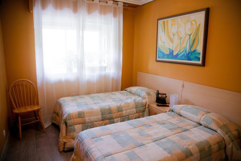 Pension Parque Del Ebro (Adults Only) Logroño Kamer foto